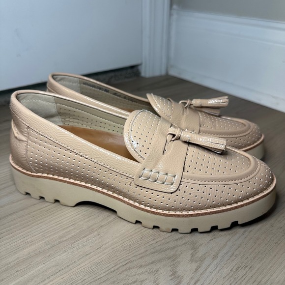 Donald Pliner Haarlem Platform Loafers 8 Beige/Blush Perforated Patent Leather - Picture 4 of 8